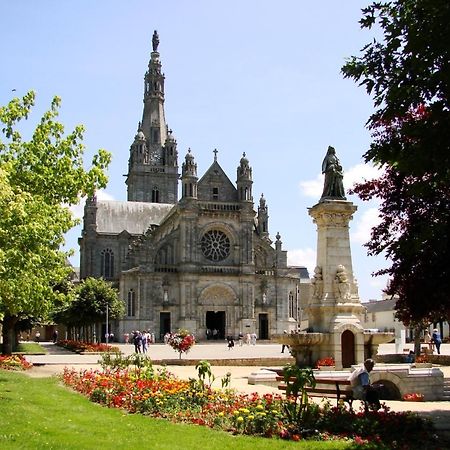 Le Clos De Kerhouil Saint Anne-dʼAuray Екстериор снимка